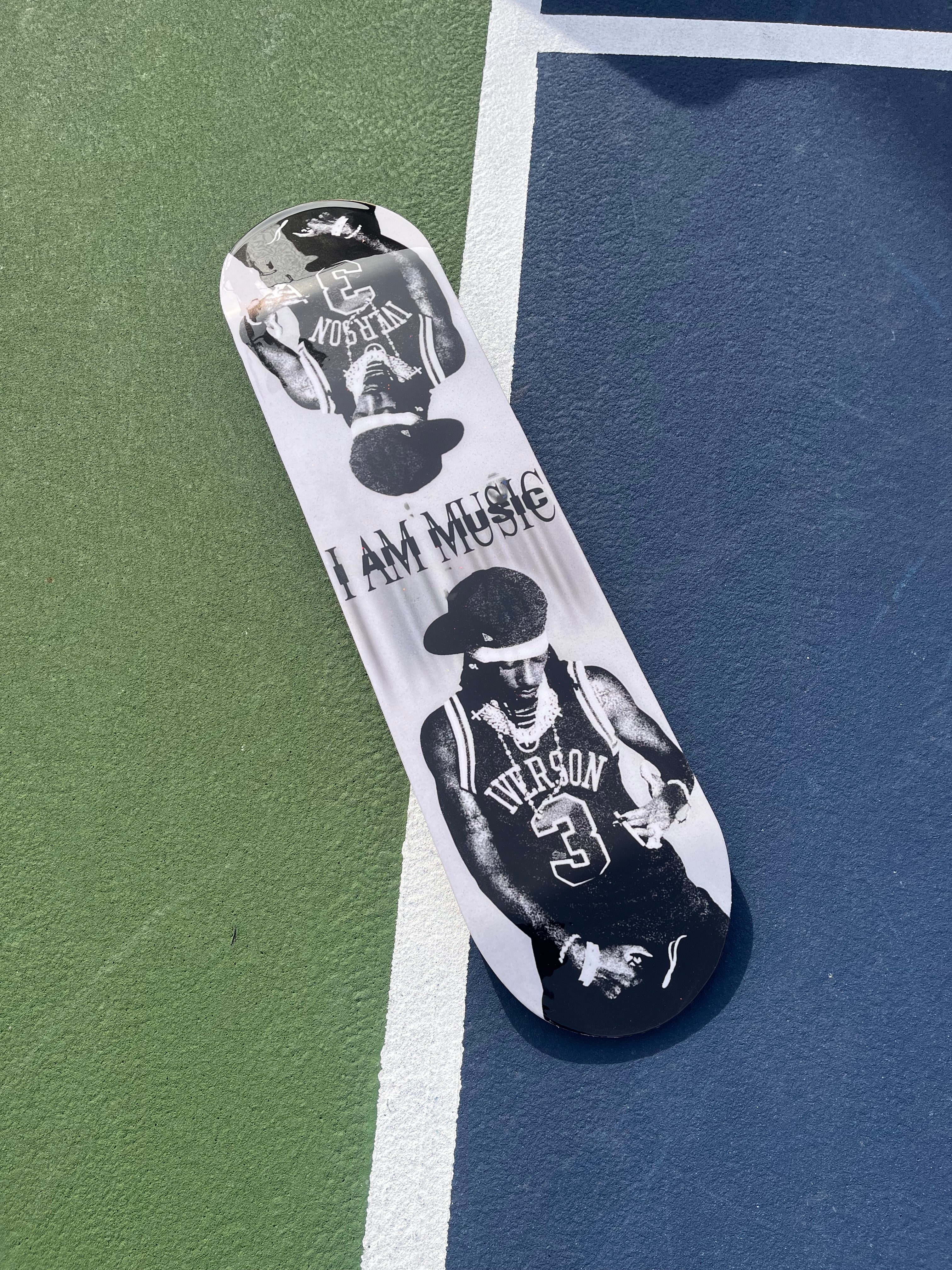 I AM MUSIC Skateboard