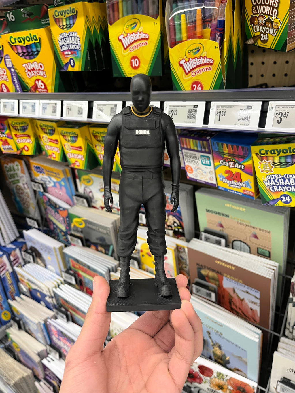 Donda Figure